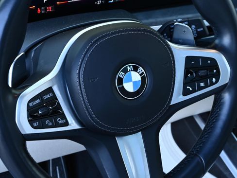 Certified 2023 BMW X7 xDrive40i w/ Executive Package image 20