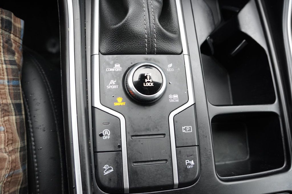 Certified 2022 Kia Sorento S AWD/4WD image 30
