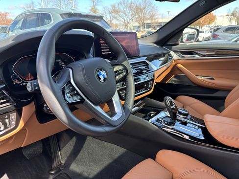 Certified 2023 BMW 530i 530i w/ Executive Package image 33
