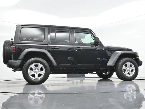 Used 2022 Jeep Wrangler Unlimited Sport AWD/4WD image 46