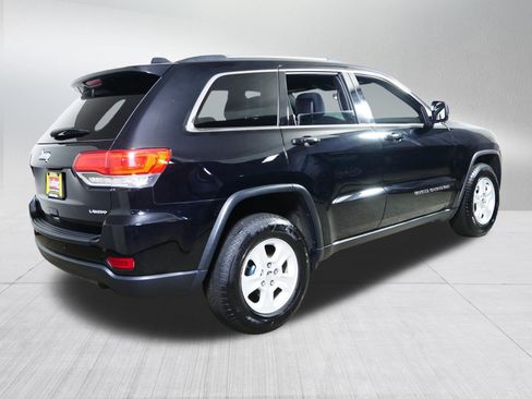 Used 2017 Jeep Grand Cherokee Laredo w/ Quick Order Package 23E AWD/4WD image 7