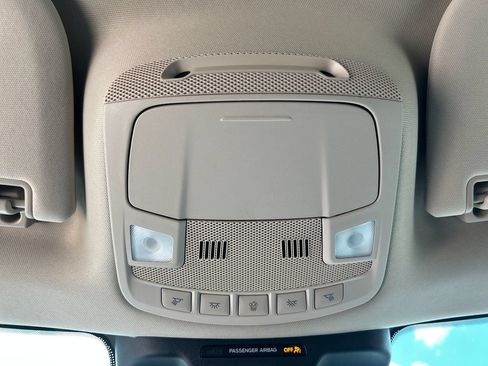Used 2024 Ford Expedition XLT RWD image 20