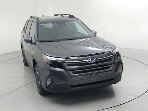 Used 2026 Subaru Forester Premium AWD/4WD image 2
