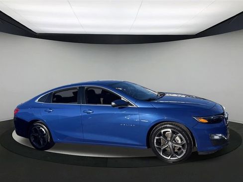 Used 2023 Chevrolet Malibu LT image 4