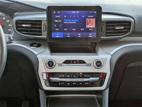 Used 2024 Ford Explorer XLT w/ Equipment Group 202A image 20