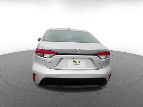 Used 2025 Toyota Corolla LE image 12