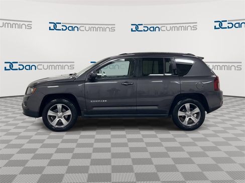 Used 2017 Jeep Compass High Altitude image 5