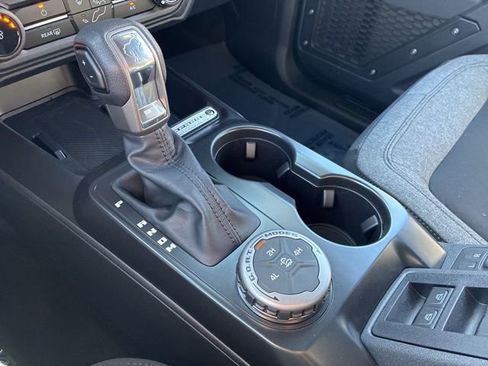 New 2025 Ford Bronco 4-Door image 37