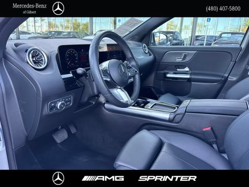 Certified 2025 Mercedes-Benz GLA 250 w/ Exclusive Package image 10