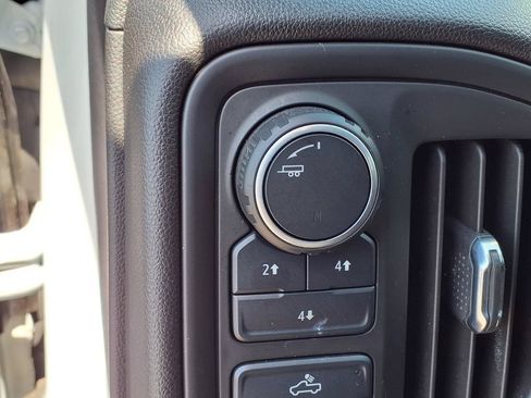 Used 2023 Chevrolet Silverado 2500 Custom AWD/4WD image 26