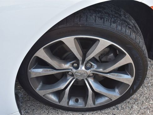 Used 2015 Chrysler 200 C w/ Navigation & Sound Group I image 14