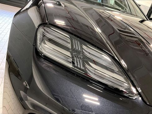 New 2026 Porsche Macan 4 Electric AWD/4WD image 23