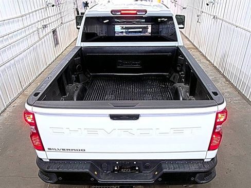 Used 2024 Chevrolet Silverado 2500 W/T w/ WT Convenience Package image 4