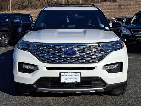 Used 2021 Ford Explorer Platinum w/ Equipment Group 601A image 2