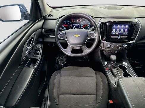 Used 2021 Chevrolet Traverse LS FWD image 23
