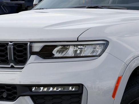 New 2026 Jeep Grand Cherokee L Limited image 10