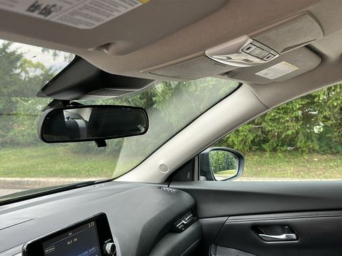 Used 2020 Nissan Sentra S FWD image 21