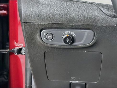 Used 2024 Buick Encore GX Preferred FWD image 11