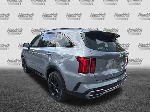 Used 2021 Kia Sorento SX AWD/4WD image 11