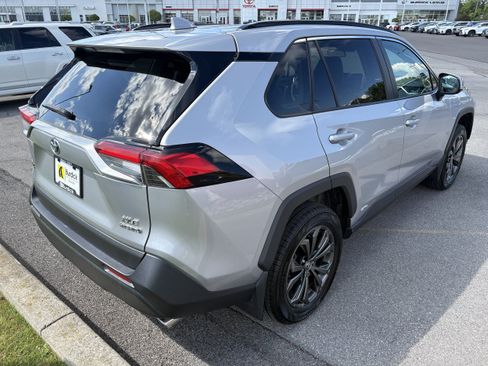 Used 2024 Toyota RAV4 XLE Premium w/ Weather Package AWD/4WD image 5