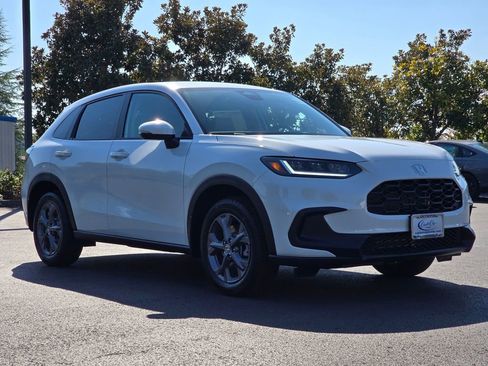 New 2026 Honda HR-V LX image 3