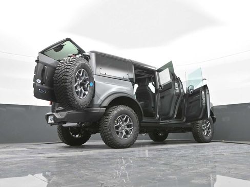 New 2025 Ford Bronco Badlands image 67