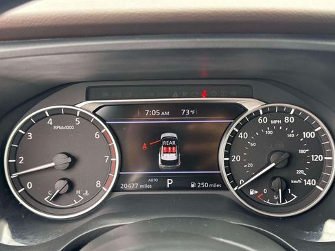 Used 2023 Nissan Rogue S AWD/4WD image 24