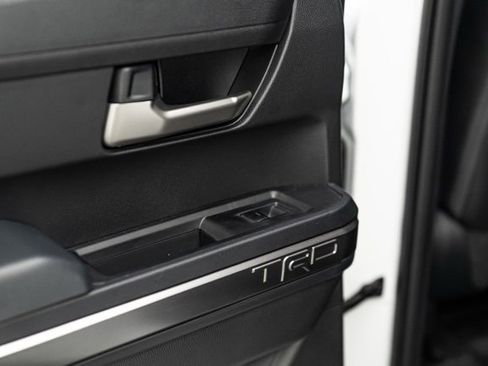 Used 2024 Toyota Tacoma TRD Sport image 26