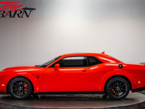 Used 2019 Dodge Challenger SRT Hellcat Redeye RWD image 2