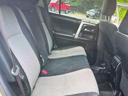 Used 2018 Toyota 4Runner SR5 RWD image 10