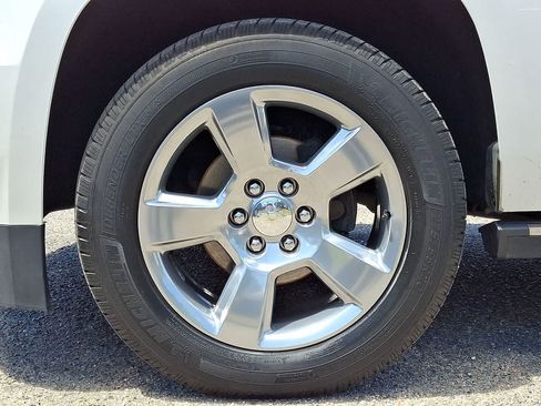 Used 2019 Chevrolet Suburban Premier AWD/4WD image 40