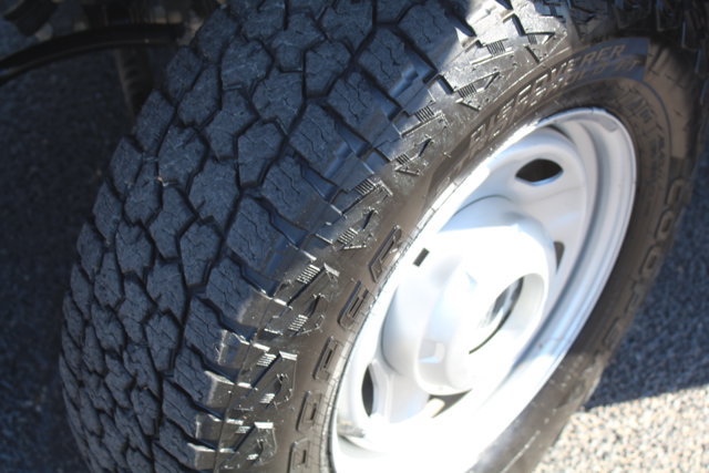 Used 2024 Ford F350 XL w/ FX4 Off-Road Package AWD/4WD image 9