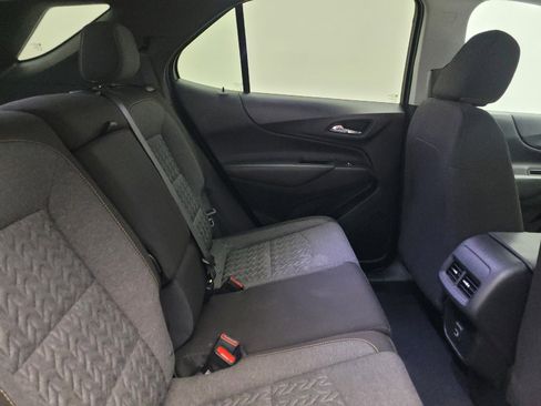 Used 2023 Chevrolet Equinox LT AWD/4WD image 19