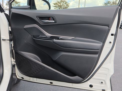 Used 2021 Toyota C-HR Nightshade image 30