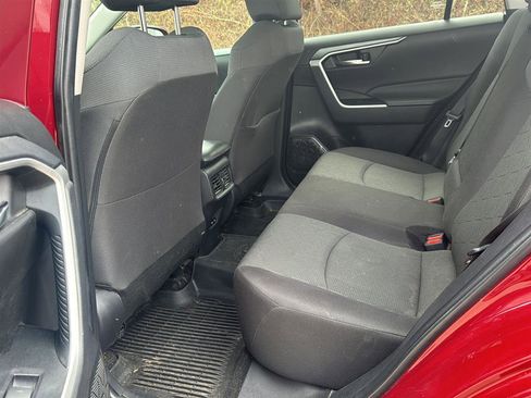 Used 2023 Toyota RAV4 XLE w/ Convenience Package image 4