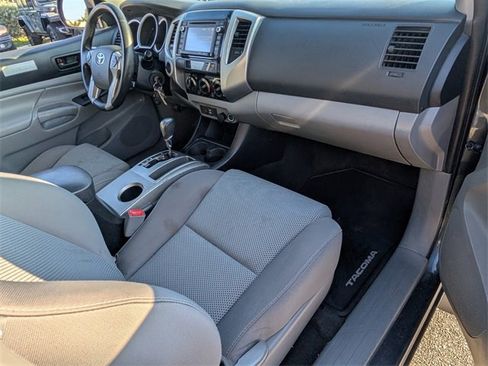 Used 2015 Toyota Tacoma TRD Pro image 14
