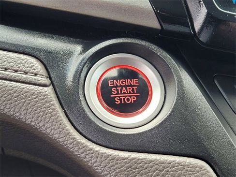 Used 2024 Honda Odyssey EX-L image 19