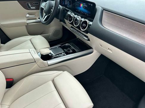 Certified 2022 Mercedes-Benz GLA 250 4MATIC image 20