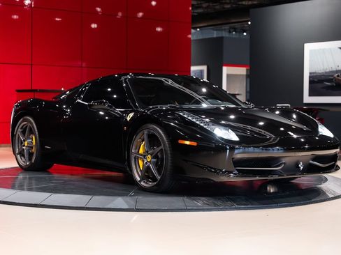 Certified 2014 Ferrari 458 Spider RWD image 46