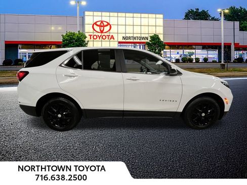 Used 2023 Chevrolet Equinox LT image 24