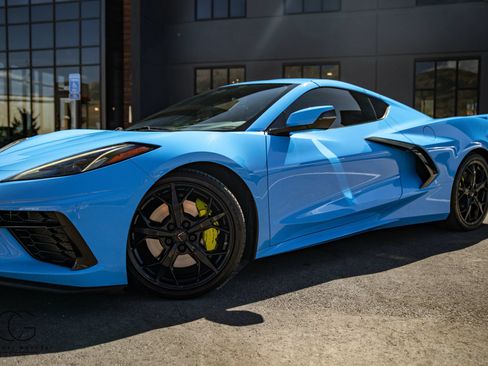 Used 2022 Chevrolet Corvette Stingray Preferred Cpe w/ Z51 Performance Package RWD image 6