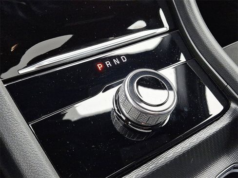 New 2025 Jeep Grand Cherokee L Altitude image 12