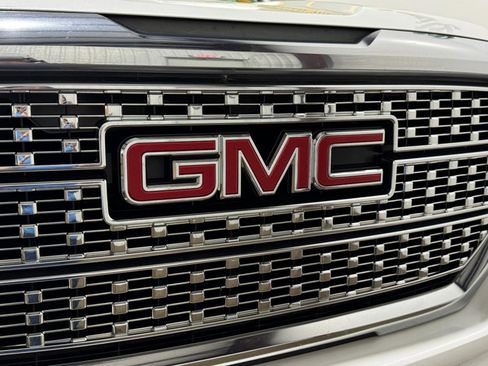 Used 2017 GMC Sierra 1500 Denali image 28