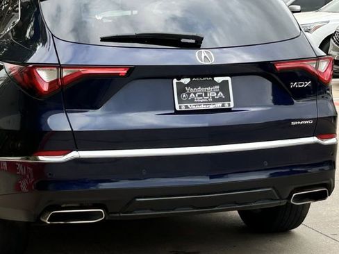 Used 2023 Acura MDX SH-AWD w/ Technology Package image 6