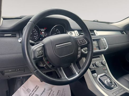 Used 2014 Land Rover Range Rover Evoque Pure Plus AWD/4WD image 12