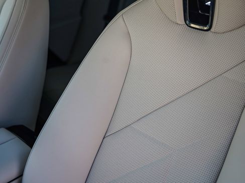 Used 2025 BMW iX xDrive50 image 30