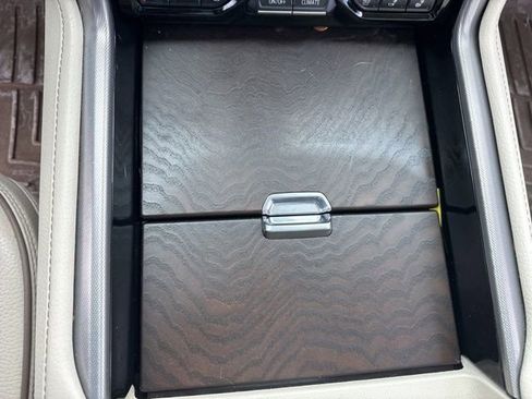 Used 2023 GMC Yukon Denali image 20