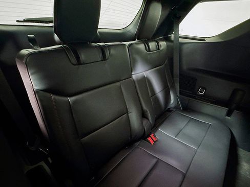 New 2025 Ford Explorer ST-Line w/ Premium Package image 29