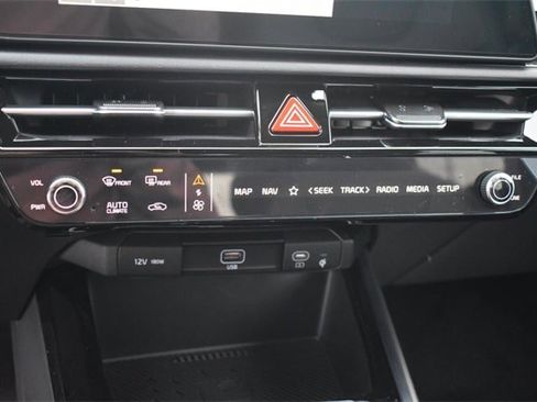 New 2026 Kia Niro EX image 26