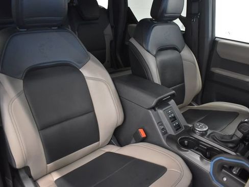 Used 2023 Ford Bronco Wildtrak AWD/4WD image 6